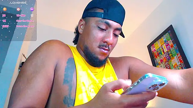 Snapshot of yosoy_enzo2020 chatting on January 18, 2026, 4:05 am yosoy enzo2020 online show from January 18, 2026, 4:05 am