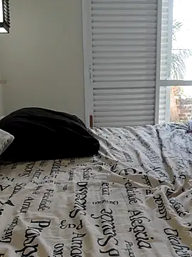 Snapshot of VitaIity chatting on November 28, 2025, 1:00 pm VitaIity online show from November 28, 2025, 1:00 pm