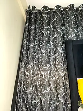 Snapshot of Sexy_barb2 chatting on October 15, 2025, 7:33 pm Sexy barb2 online show from October 15, 2025, 7:33 pm