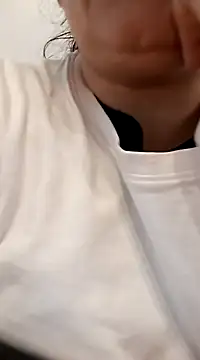 Snapshot of sonia1488 chatting on December 4, 2024, 2:20 pm sonia1488 online show from December 4, 2024, 2:20 pm