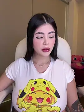 misslollipop04 online show from November 29, 2025, 8:42 pm