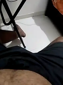 findmemylove online show from January 28, 2025, 7:10 pm