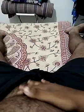 findmemylove online show from September 21, 2025, 7:52 pm