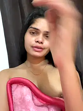 Sexy-Varsha online show from December 4, 2024, 6:44 pm