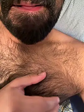 cubgay4u online show from December 19, 2025, 9:33 am