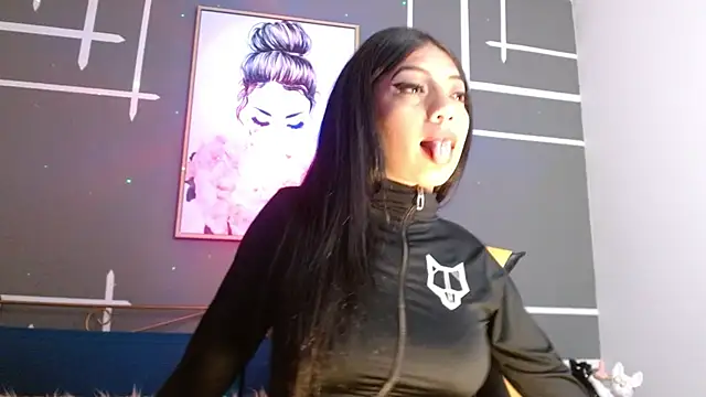 Ey im simone online show from October 29, 2025, 8:08 pm