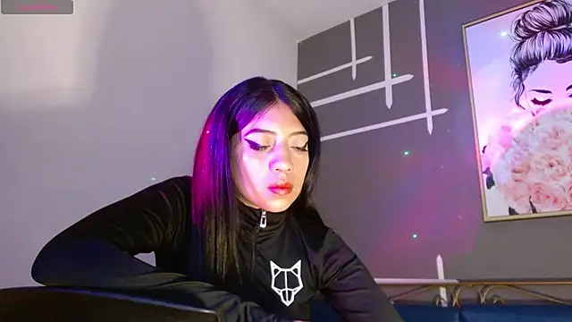 Ey im simone online show from October 10, 2025, 7:58 pm