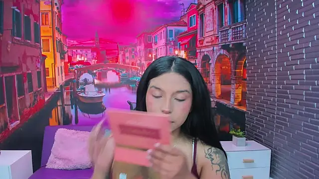 Small naughty  online show from November 8, 2025, 1:36 pm