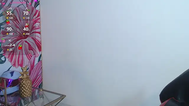 Snapshot of Small_naughty_ chatting on May 15, 2026, 1:14 am Small naughty online show from May 15, 2026, 1:14 am