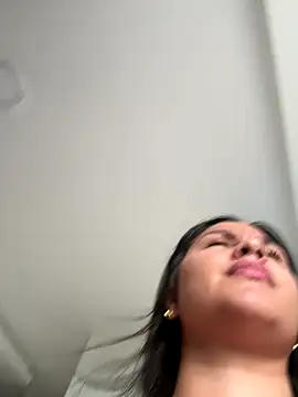 Snapshot of KattyPortman chatting on October 18, 2025, 10:12 pm KattyPortman online show from October 18, 2025, 10:12 pm