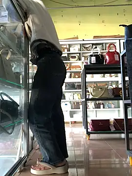 Snapshot of Rosa_998 chatting on February 13, 2026, 1:16 am Rosa 998 online show from February 13, 2026, 1:16 am