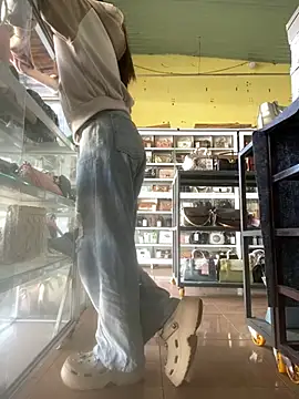 Snapshot of Rosa_998 chatting on January 19, 2026, 1:42 am Rosa 998 online show from January 19, 2026, 1:42 am