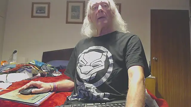 WaverlyKernow online show from February 18, 2026, 9:06 am