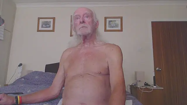 Snapshot of WaverlyKernow chatting on June 27, 2026, 9:15 am WaverlyKernow online show from June 27, 2026, 9:15 am