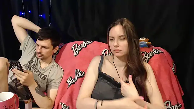 Snapshot of Milana69 chatting on November 2, 2025, 2:22 pm Milana69 online show from November 2, 2025, 2:22 pm