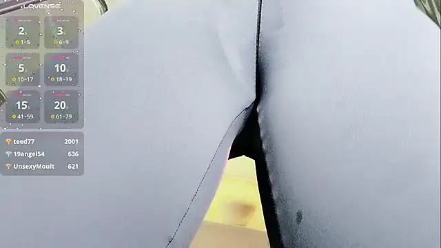 Ti amo UU online show from November 7, 2025, 5:28 pm