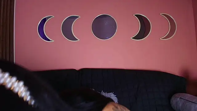 natashapridee  online show from November 11, 2025, 11:42 pm