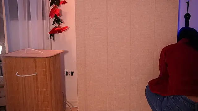 lilith  rosse online show from December 18, 2025, 12:42 pm