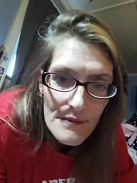 Snapshot of beelzebubblesxo chatting on November 26, 2025, 12:38 pm beelzebubblesxo online show from November 26, 2025, 12:38 pm