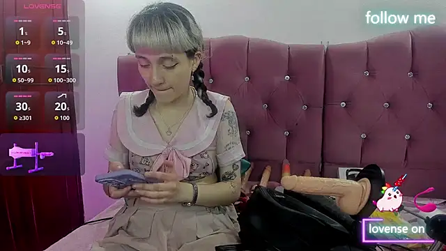 Snapshot of neeko_princes chatting on November 11, 2025, 12:11 pm neeko princes online show from November 11, 2025, 12:11 pm