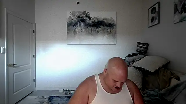 Snapshot of Curiousme111 chatting on August 4, 2026, 12:53 pm Curiousme111 online show from August 4, 2026, 12:53 pm