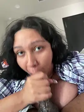 Lickplayofficial online show from January 13, 2025, 3:36 pm