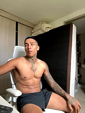 sendfer online show from November 18, 2025, 8:23 pm