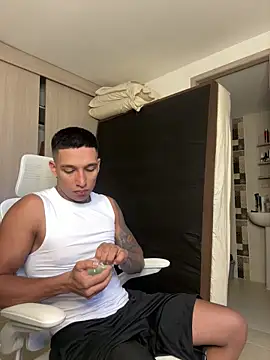 sendfer online show from October 10, 2025, 10:32 pm