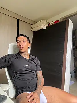 Snapshot of sendfer chatting on May 21, 2026, 7:00 pm sendfer online show from May 21, 2026, 7:00 pm