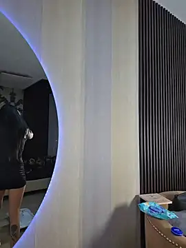  shantal smith online show from November 1, 2025, 3:50 pm