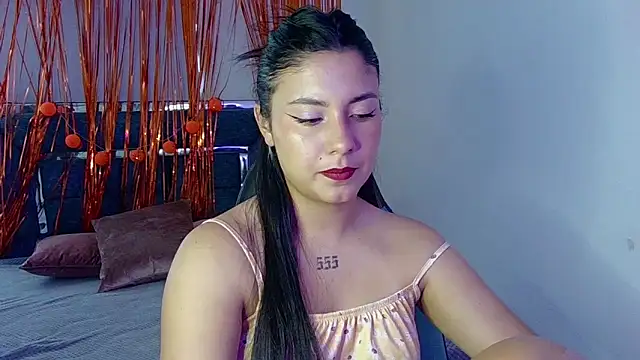 Snapshot of Lia_14_ chatting on November 19, 2025, 3:34 pm Lia 14 online show from November 19, 2025, 3:34 pm