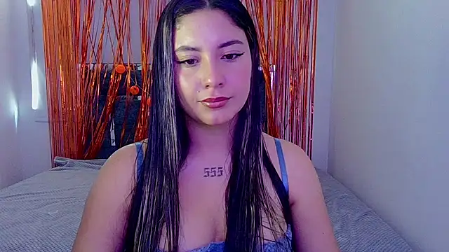 Snapshot of Lia_14_ chatting on November 21, 2025, 4:28 pm Lia 14 online show from November 21, 2025, 4:28 pm