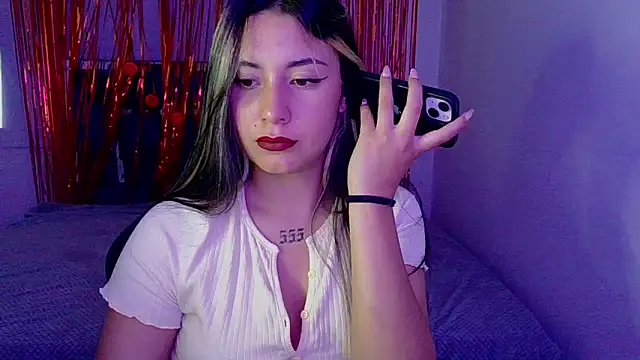 Snapshot of Lia_14_ chatting on November 25, 2025, 7:25 pm Lia 14 online show from November 25, 2025, 7:25 pm