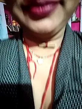 Snapshot of Hotmohni chatting on December 29, 2024, 3:33 am Hotmohni online show from December 29, 2024, 3:33 am