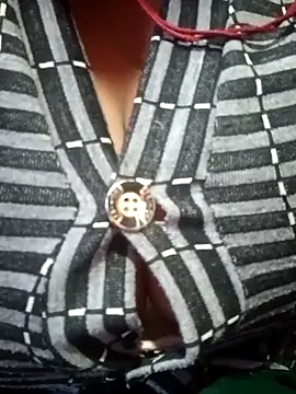 Snapshot of Hotmohni chatting on March 10, 2025, 8:28 am Hotmohni online show from March 10, 2025, 8:28 am