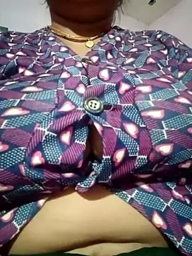 Snapshot of Hotmohni chatting on March 2, 2025, 10:37 am Hotmohni online show from March 2, 2025, 10:37 am