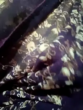 Snapshot of Hotmohni chatting on March 20, 2025, 10:40 pm Hotmohni online show from March 20, 2025, 10:40 pm