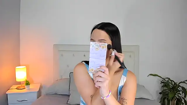 MELISSA ALVAREZ online show from October 10, 2025, 9:32 am