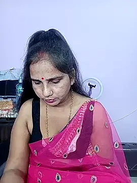 reemacouple007 online show from April 2, 2026, 8:04 pm