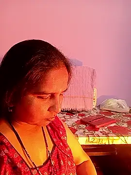 reemacouple007 online show from February 26, 2026, 7:52 am