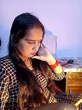 reemacouple007 online show from February 5, 2026, 7:59 am