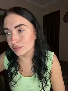 Snapshot of Roxana_Bell chatting on February 5, 2026, 6:15 pm Roxana Bell online show from February 5, 2026, 6:15 pm