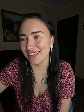 Roxana Bell online show from April 14, 2026, 6:02 pm