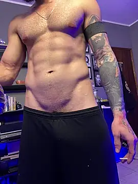 MachineDien online show from July 5, 2026, 2:05 am