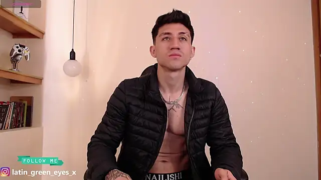 andres fitboy online show from March 18, 2025, 1:23 pm