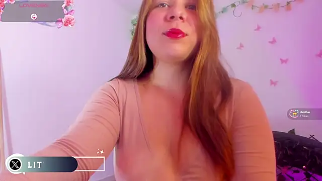 little tifanny82 online show from February 21, 2026, 6:10 pm