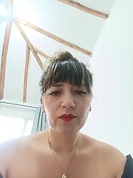 Snapshot of tata_laima__ chatting on June 2, 2026, 1:55 pm tata laima online show from June 2, 2026, 1:55 pm