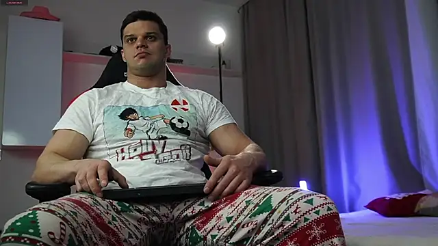 danielkraigforu online show from March 21, 2025, 7:35 pm