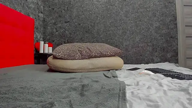 LayaFlow online show from January 25, 2025, 8:10 am