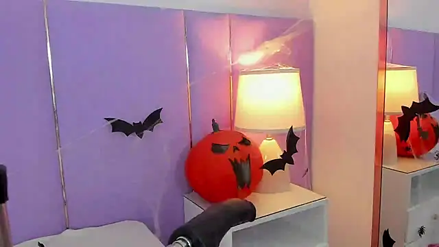 Snapshot of SophyRuiz_ chatting on October 21, 2025, 11:53 am SophyRuiz online show from October 21, 2025, 11:53 am